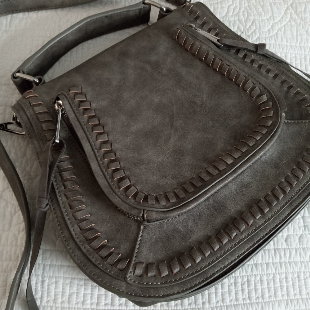 Urban Expressions grey crossbody purse handbag